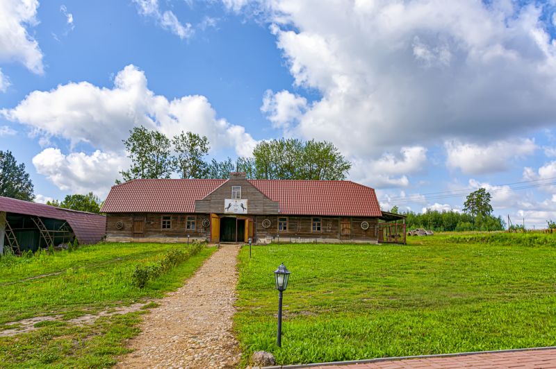Barn Roof Construction in Perry County, PA